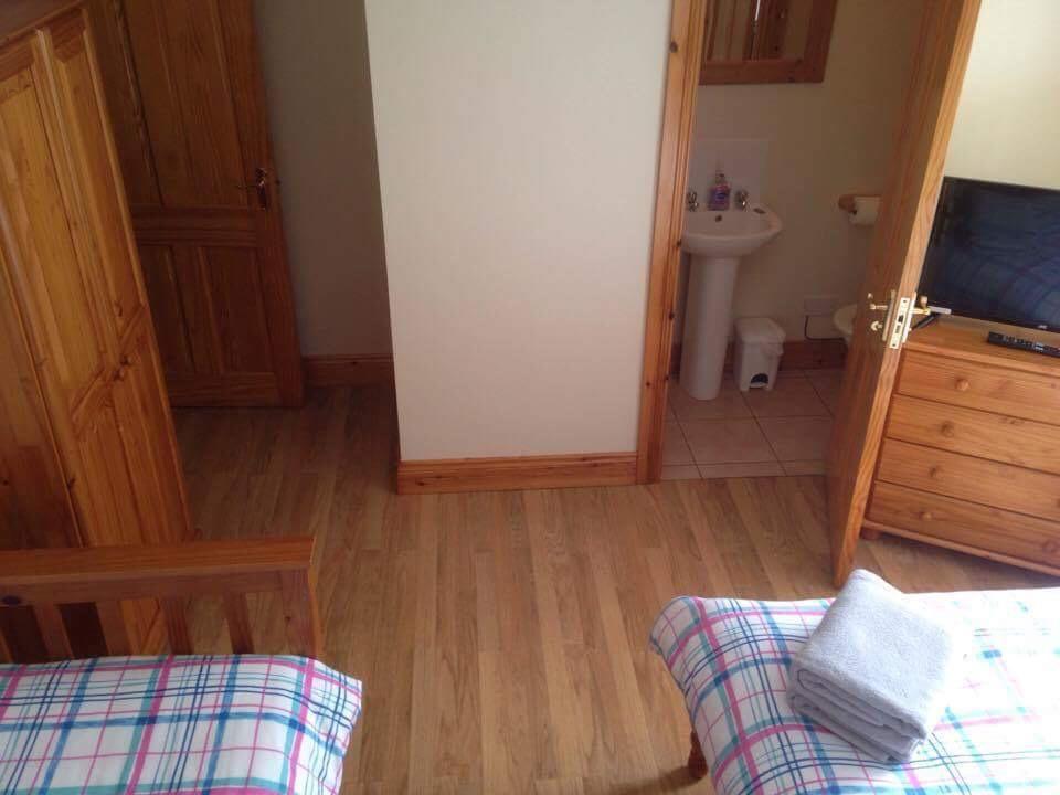 Bed and Breakfast Tara House Ballycastle Zewnętrze zdjęcie