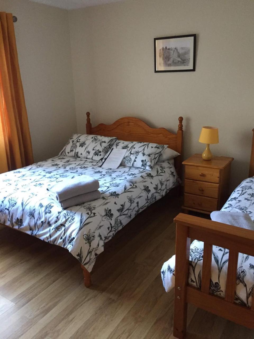 Bed and Breakfast Tara House Ballycastle Zewnętrze zdjęcie